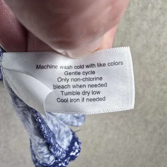 Lane Bryant Womens Floral Print Tunic Top Navy Blue Size 34/36 Polyester Relaxed - Picture 5 of 7